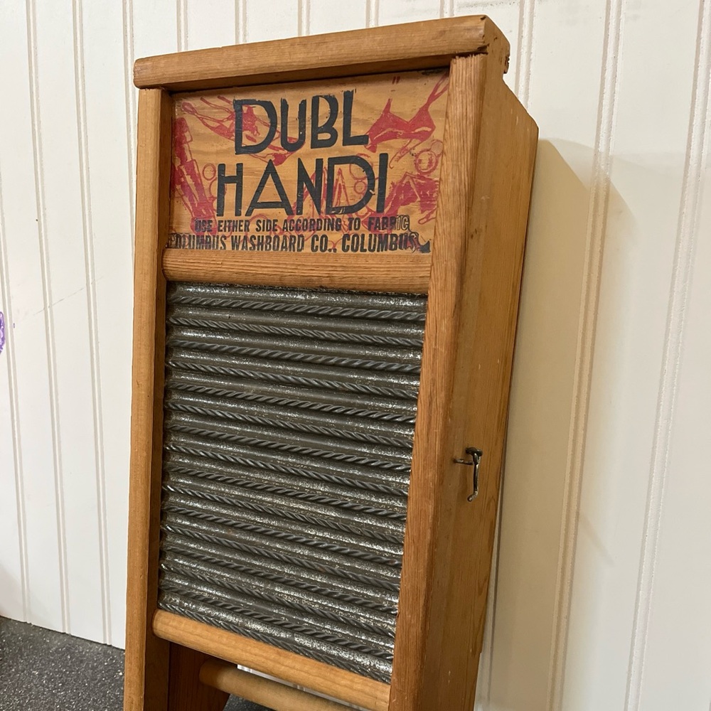 Vintage Dubl Handi Washboard Cabinet Towel Holder Bathroom Decor Primitive